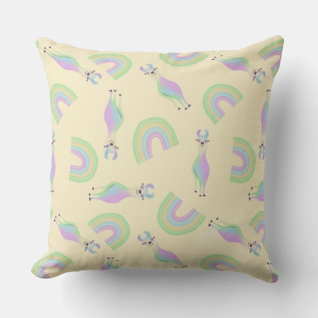 Rainbow Llamas Throw Pillow - yellow Kissen (Vorderseite)