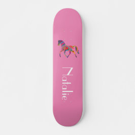 Rainbow-Pferd in Rosa - Ihr Name Skateboard