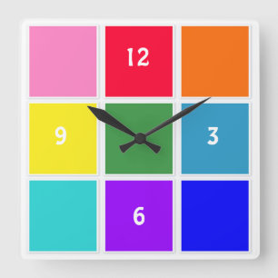 Rainbow-Quadrate auf der Wall-Uhr des weißen Quadr Quadratische Wanduhr