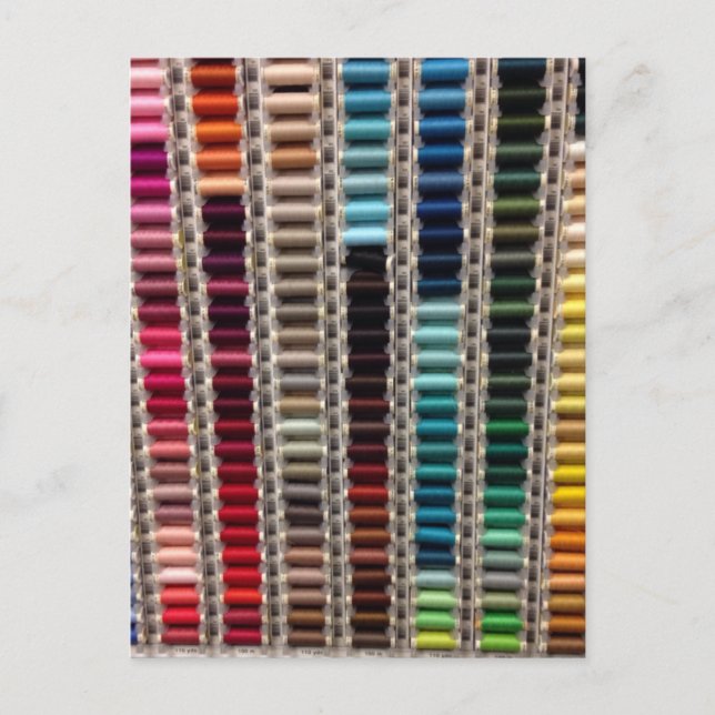 Rainbow Thread Spools Nähen Modedesign Postkarte (Vorderseite)