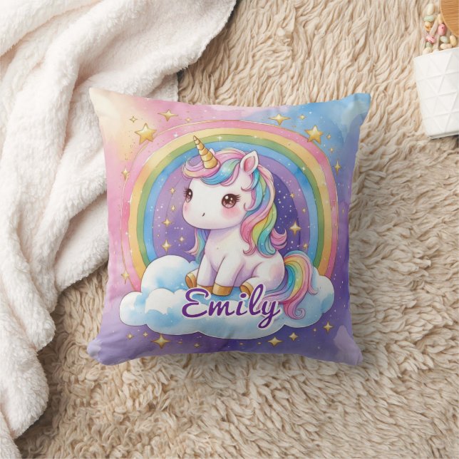 Rainbow Unicorn sur Cloud Editable Name Coussin (Couverture)