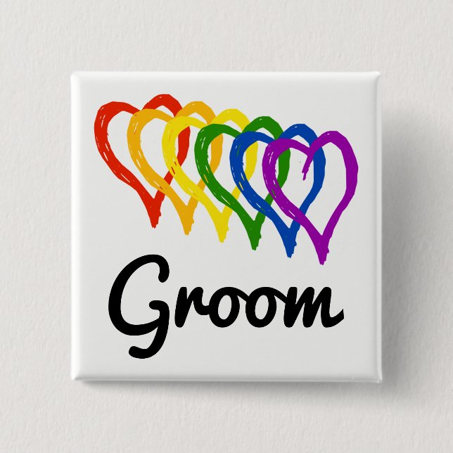 Rainbow Wedding Layered Hearts Groom Button (Vorderseite)