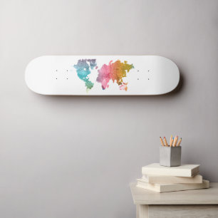 Rainbow World Map Skateboard - Farbenfrohe Reise