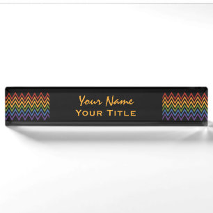 Rainbow Zickzack Pattern individuelle Name Teller Namensplakette
