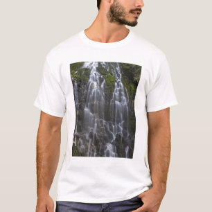 Ramona Falls in Clackamas Landkreis, Oregon T-Shirt