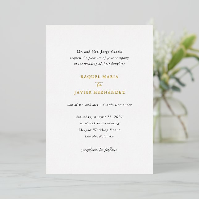 Raquel Classic Elegant Wedding Folieneinladung (Stehend vorne)