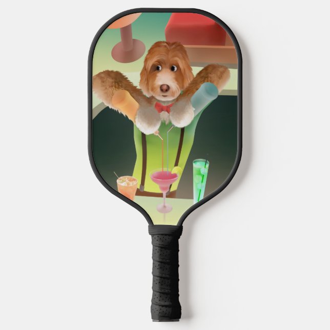 Raquette De Pickleball Bartending Dog in Retro Bar (Recto)