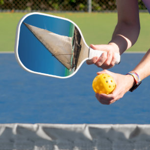 Raquette De Pickleball Bateau de pêche traditionnel sur la plage