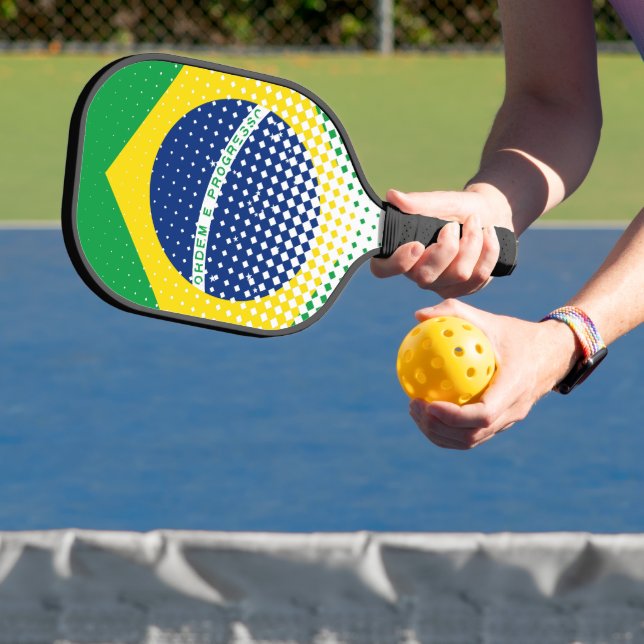 Raquette De Pickleball Drapeau Du Brésil Avec Effet Halftone (Insitu)
