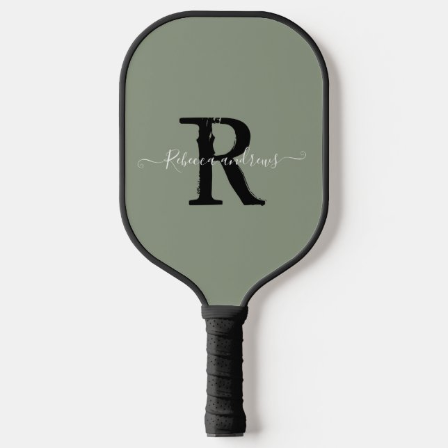 Raquette De Pickleball Élégant Sage Green Monogramme Script Nom initial (Recto)