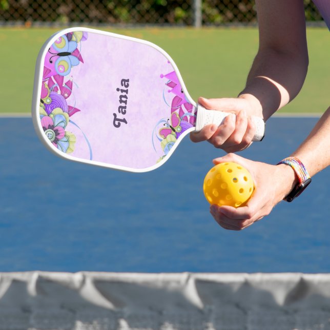 Raquette De Pickleball Fleurs mignonnes et papillons sur violet (Insitu)