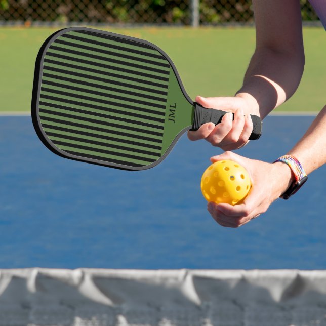 Raquette De Pickleball Masculine élégante Gris vert foncé et noir (Insitu)