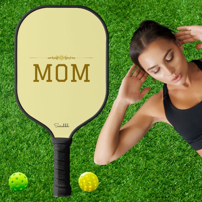 Raquette De Pickleball Minimal Personalized Pickleball Mom Custom Name  (Créateur téléchargé)
