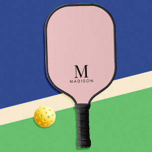 Raquette De Pickleball Monogramme moderne Nom Pastel Pink