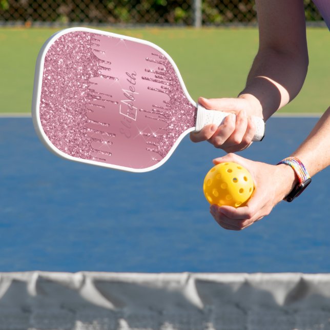 Raquette De Pickleball Monogramme Parties scintillant à séchage rose méta (Insitu)