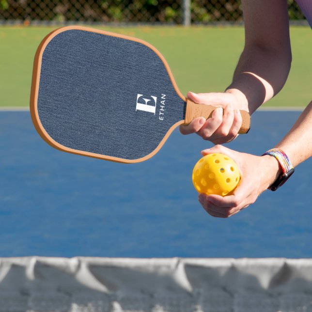 Raquette De Pickleball Monogramme Simple Moderne Moyen Bleu Denim Imprime (Insitu)