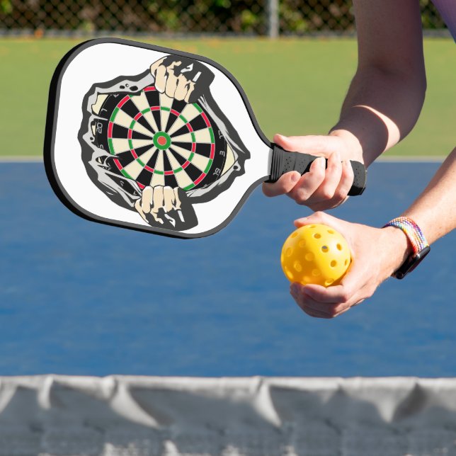 Raquette De Pickleball Percée vers le Bullseye - Ultimate Dartboard (Insitu)