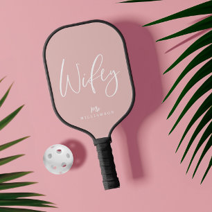 Raquette De Pickleball Pink Modern Minimal Wifey Script Nom personnalisé