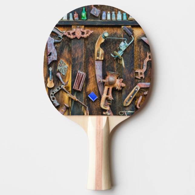 Raquette De Ping Pong Collection d'antiquités au mur (Devant)