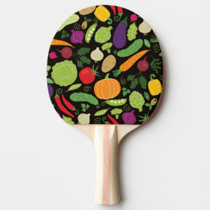 Raquette De Ping Pong Nourriture sur un arrière - plan noir