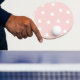 Raquette De Ping Pong Rosée avec Coeurs Blancs (Insitu)