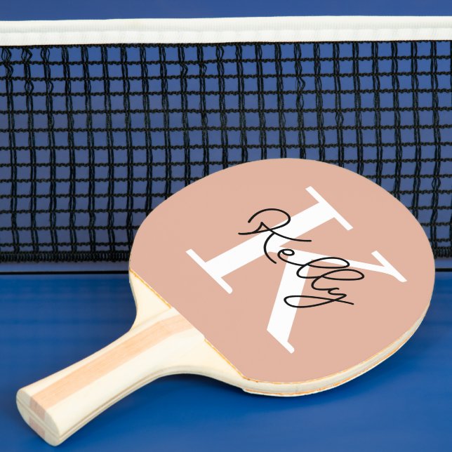 Raquette De Ping Pong Script de monogramme rose vierge moderne (Insitu)