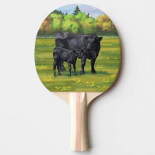 Raquette De Ping Pong Vache d'Angus noir et veau mou en pâturage d'été