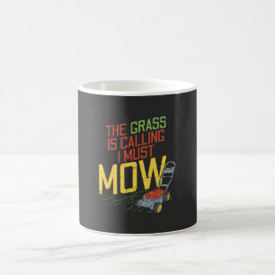 Rasenmähen - Das Gras ruft Kaffeetasse