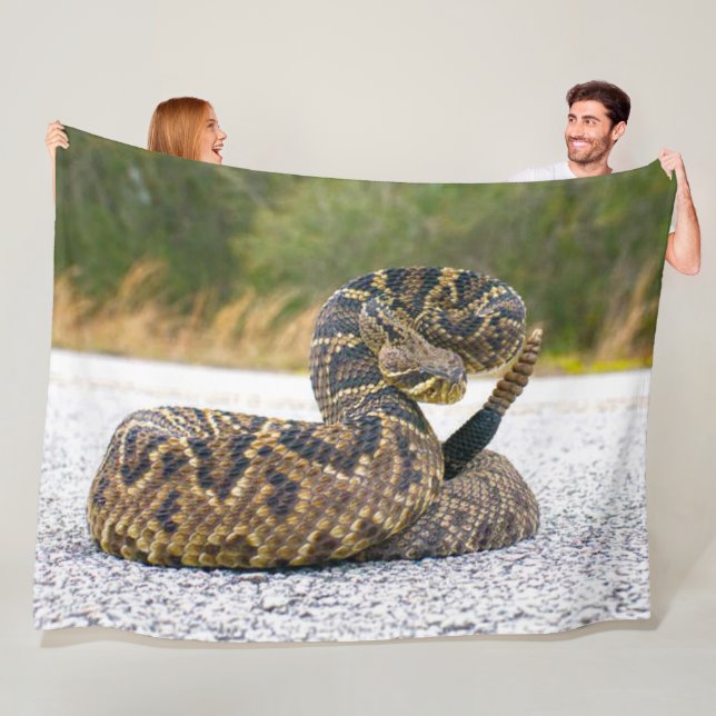 RATTLE SNAKE FLEECEDECKE (Beispiel)