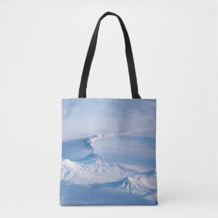 Rauch aus dem Vulkan Kliuchevskoi. Tasche