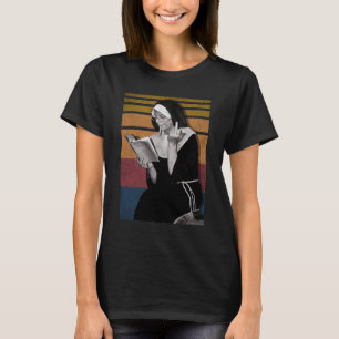 Rauchende Nonnen im Retro-Stil T-Shirt