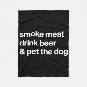 Rauchfleisch trinken Bier und Haustier, die Hunde Fleecedecke