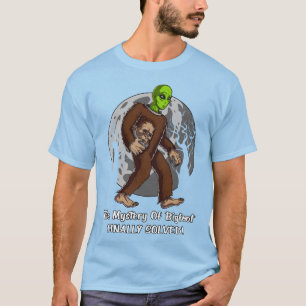 Raum-alien-Bigfoot-Verschwörung Geheimnis gelöst T-Shirt