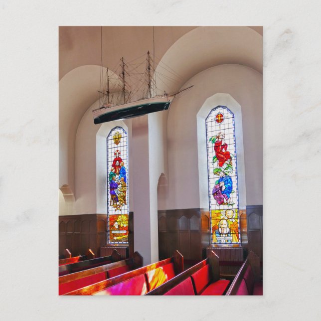 Räume der Kirche Akureyri, Island Postkarte (Vorderseite)