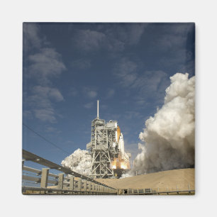 Raumfähre Atlantis hebt 20 weg Magnet