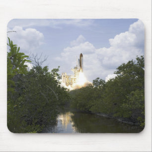 Raumfähre Atlantis hebt 25 weg Mousepad