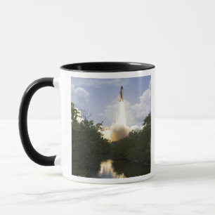 Raumfähre Atlantis hebt 26 weg Tasse