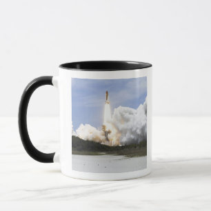 Raumfähre Atlantis hebt 28 weg Tasse
