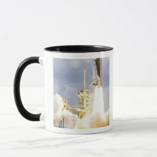 Raumfähre Atlantis hebt 2 weg Tasse