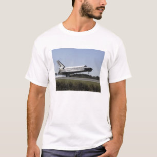 Raumfähre Atlantis setzt 3 auf T-Shirt