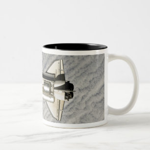 Raumfähre-Bemühung 13 Zweifarbige Tasse