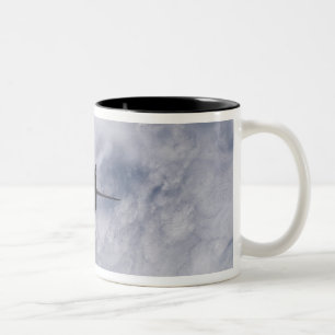Raumfähre-Bemühung 21 Zweifarbige Tasse