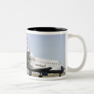 Raumfähre-Bemühung 4 Zweifarbige Tasse