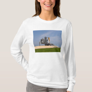 Raumfähre-Bemühung auf der Abschussrampe 4 T-Shirt