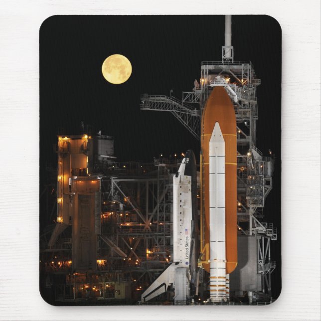 Raumfähre-Entdeckung auf Abschussrampe Mousepad (Vorne)