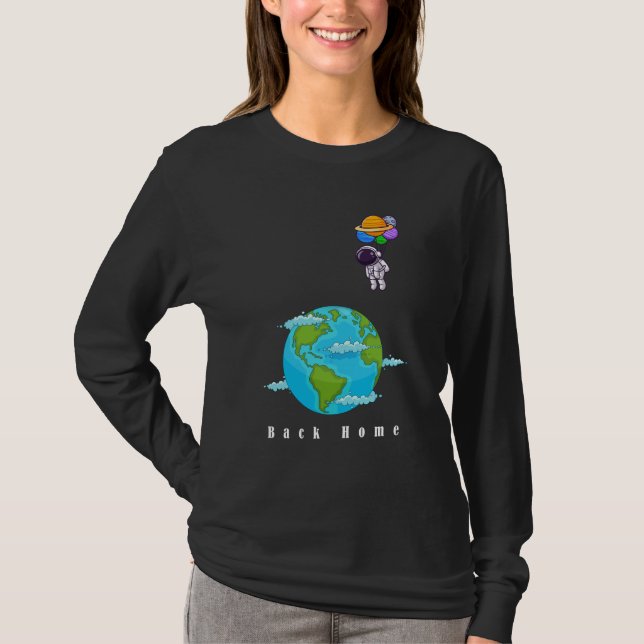 Raumfahrer mit Balloons, die den T - Shirt der Erd (Vorderseite)