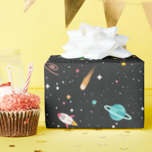 Raumschiffe und Planeten auf schwarz Geschenkpapier