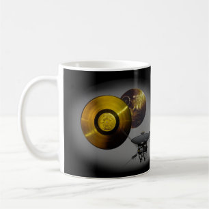 Raumsonde und Goldener Rekord mit 40 Jahren Kaffeetasse