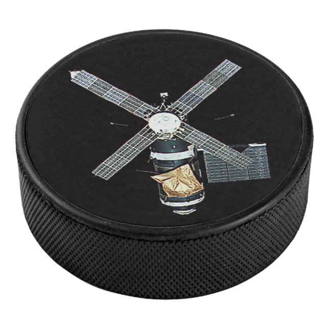Raumstation Skylab Eishockey Puck (3/4)