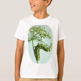 Raupe aus schwarzem Frack isst Petersilie T-Shirt